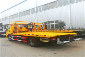 莘县附近拖车救援搭电